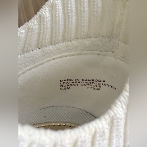 MICHAEL Michael Kors White Georgie Knit Trainer Size 9.5 LNC - Picture 5 of 10